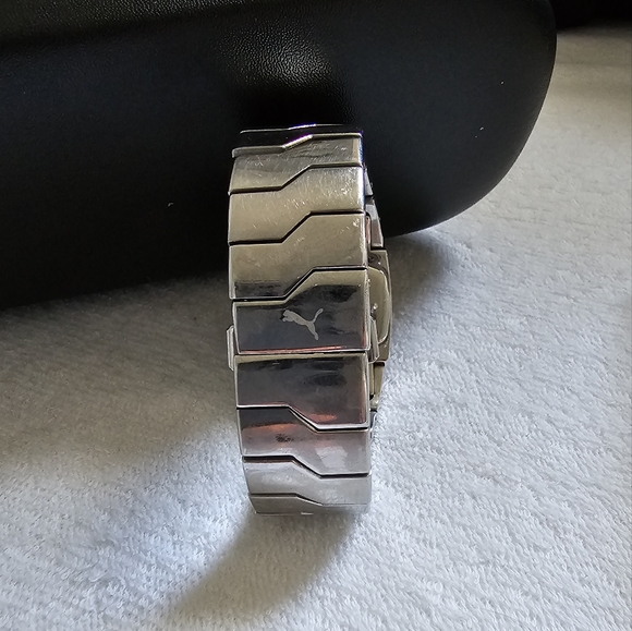Puma Women's Watch - Picture 3 of 3